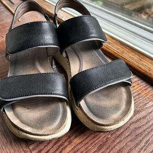 Bionica Wedge Exercise Sandals Leather